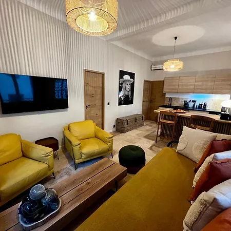 Le Petit Pecheur De * Cassis